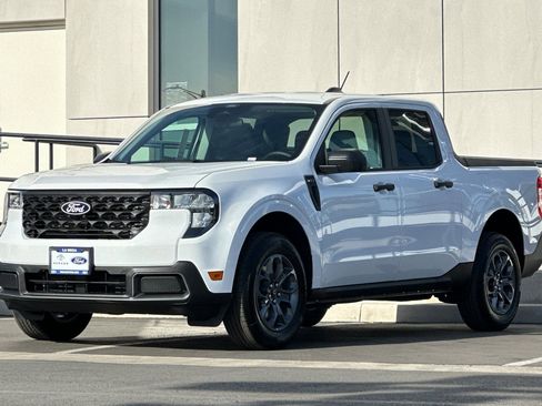 New 2026 Ford Maverick XLT image 7