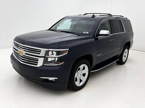 Used 2017 Chevrolet Tahoe Premier AWD/4WD image 4