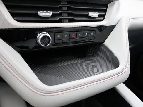 New 2026 Ford Explorer Active w/ Active Comfort Package image 39