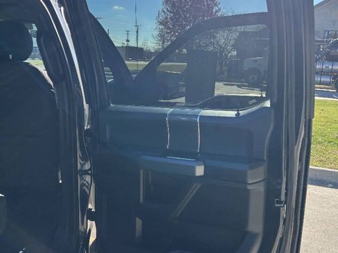 Used 2019 Ford F150 XLT w/ Equipment Group 302A Luxury image 34