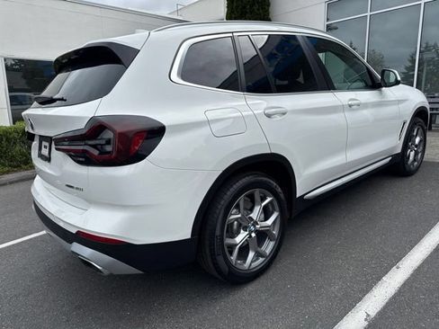 Used 2024 BMW X3 xDrive30i AWD/4WD image 5