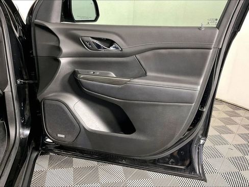 Used 2019 GMC Acadia SLT FWD image 26