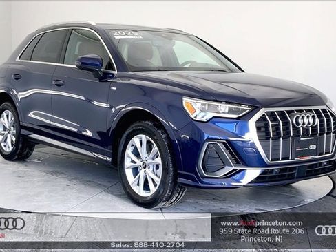 Certified 2025 Audi Q3 2.0T Premium Plus w/ Premium Plus Package image 1