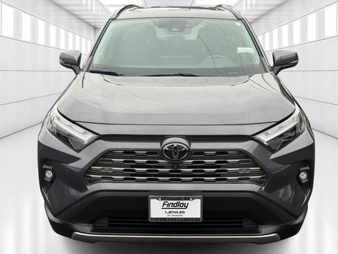 Used 2022 Toyota RAV4 Limited image 2