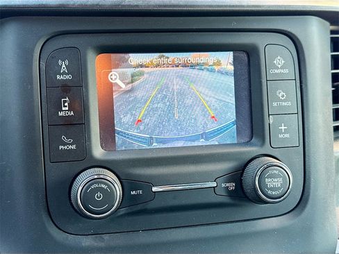 Used 2021 RAM 1500 Big Horn image 13