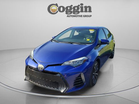 Used 2017 Toyota Corolla XSE FWD image 1