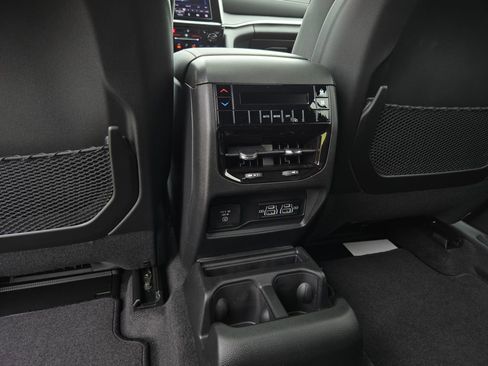 New 2026 Jeep Grand Cherokee L Laredo AWD/4WD image 28