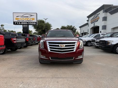 Used 2017 Cadillac Escalade Luxury RWD image 43