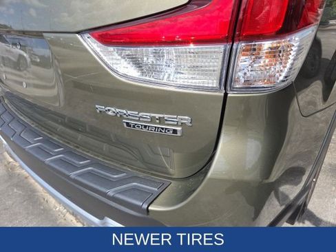 Used 2023 Subaru Forester Touring AWD/4WD image 10