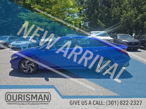 Used 2024 Hyundai Elantra SEL w/ Convenience Package FWD image 5