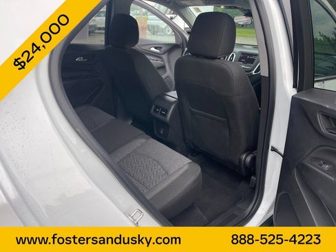 Used 2024 Chevrolet Equinox LT FWD image 17