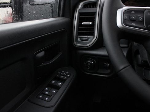 New 2026 RAM 2500 Tradesman w/ Safety Group AWD/4WD image 21