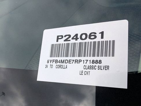 Used 2024 Toyota Corolla LE image 34