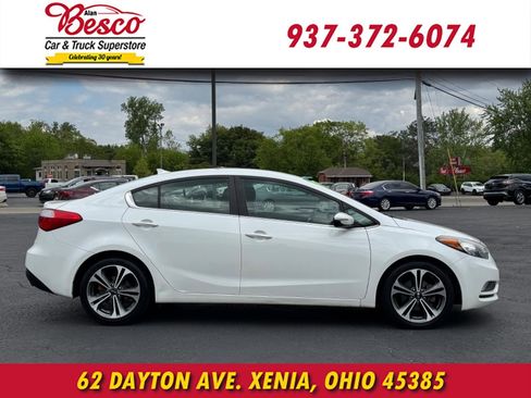 Used 2016 Kia Forte EX FWD image 3