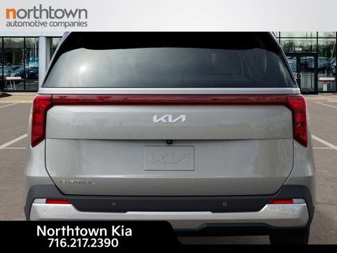 New 2026 Kia Carnival EX image 14