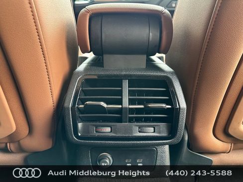 Used 2025 Audi Q3 2.0T Premium w/ Convenience Plus Package AWD/4WD image 30