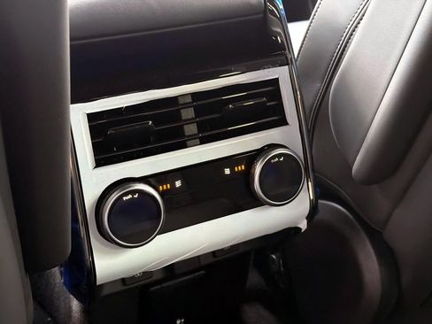 New 2026 Land Rover Range Rover Sport Dynamic SE AWD/4WD image 14