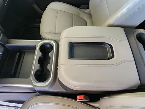 Used 2019 GMC Sierra 1500 SLT w/ SLT Premium Package image 25