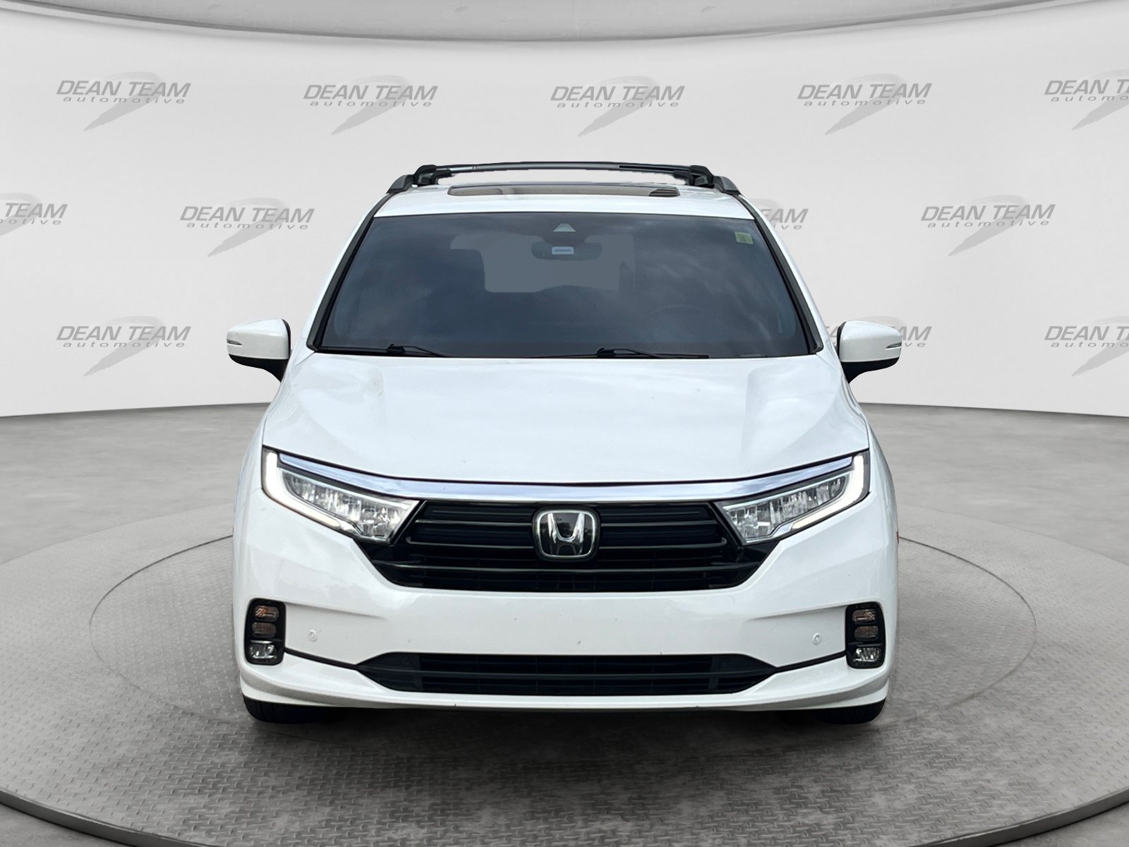 Used 2022 Honda Odyssey Touring image 2
