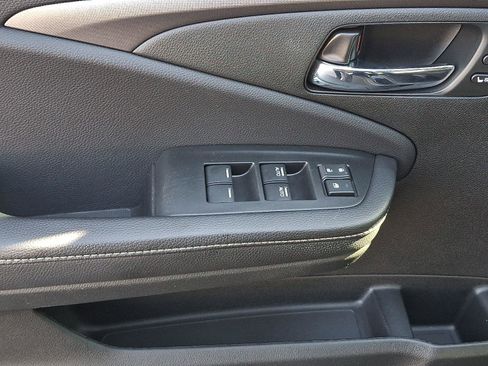 Used 2023 Honda Ridgeline RTL-E image 12