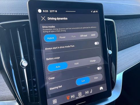 Used 2025 Volvo XC90 T8 Plus image 33