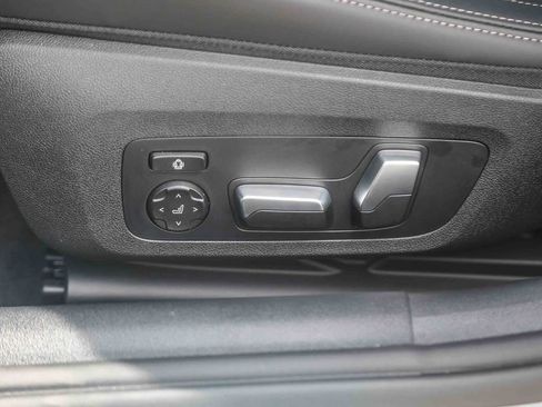 New 2026 BMW 840i RWD image 18
