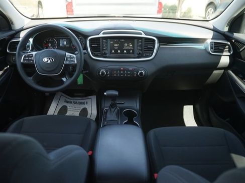 Used 2019 Kia Sorento FWD image 20