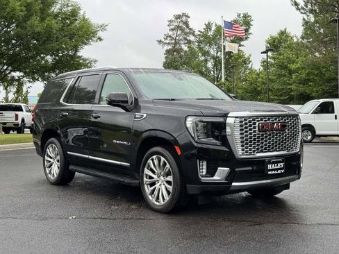 Used 2022 GMC Yukon Denali AWD/4WD image 2