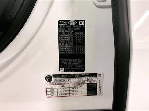 New 2026 Land Rover Discovery Limited Edition AWD/4WD image 11