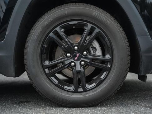 Used 2022 GMC Terrain AT4 w/ Infotainment Package II AWD/4WD image 37