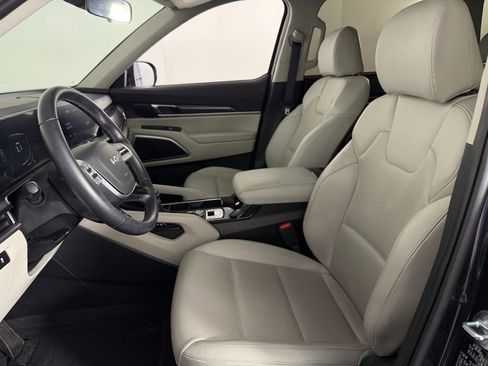 Used 2025 Kia Telluride S image 21