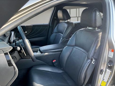 Used 2022 Lexus LS 500 w/ Accessory Package (Z2) RWD image 21