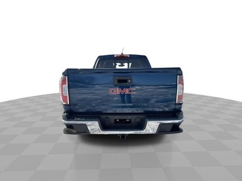 Certified 2020 GMC Canyon SLE w/ SLE Convenience Package image 7