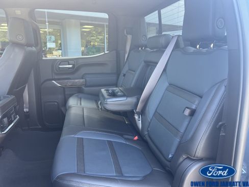 Used 2020 GMC Sierra 1500 Denali w/ Technology Package AWD/4WD image 12