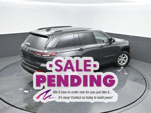 Used 2023 Jeep Grand Cherokee Limited image 40