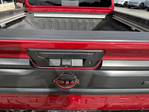 Used 2025 Nissan Frontier Pro-X w/ Pro Convenience Package image 11