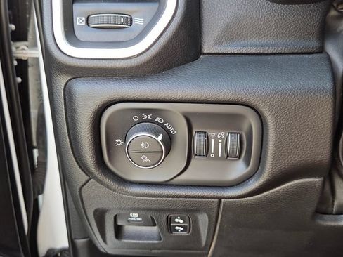 Used 2023 RAM 1500 Laramie AWD/4WD image 25