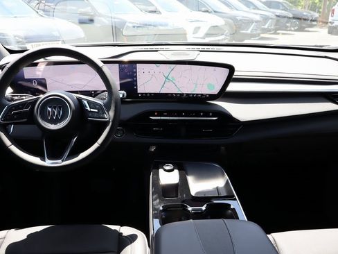 New 2025 Buick Enclave Preferred image 7