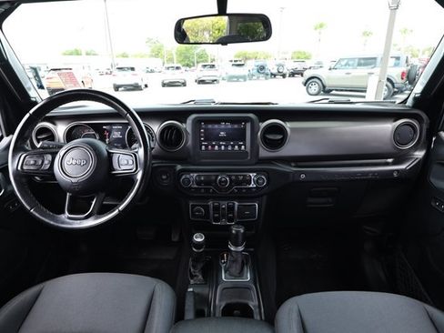 Used 2020 Jeep Wrangler Unlimited Sport AWD/4WD image 29