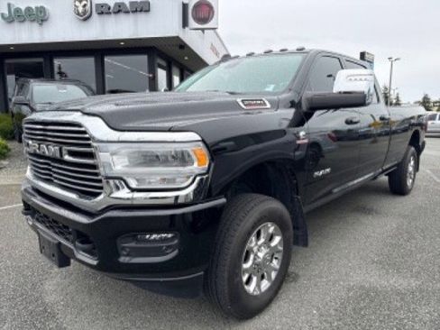 Used 2023 RAM 2500 Laramie AWD/4WD image 1