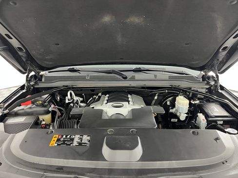 Used 2020 Cadillac Escalade Premium Luxury image 21