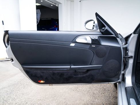 Used 2006 Porsche Boxster RWD image 15