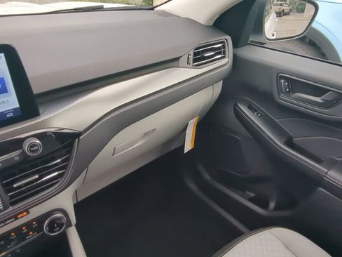 New 2026 Ford Escape Active image 18