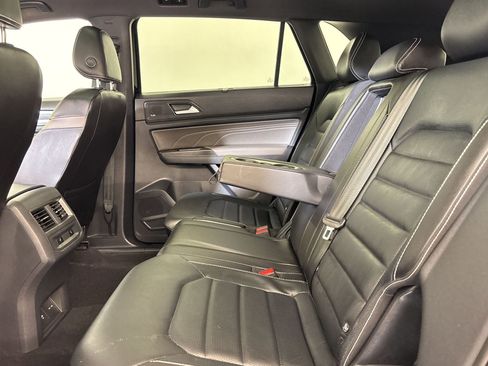 Used 2022 Volkswagen Atlas Cross Sport SEL Premium R-Line image 34