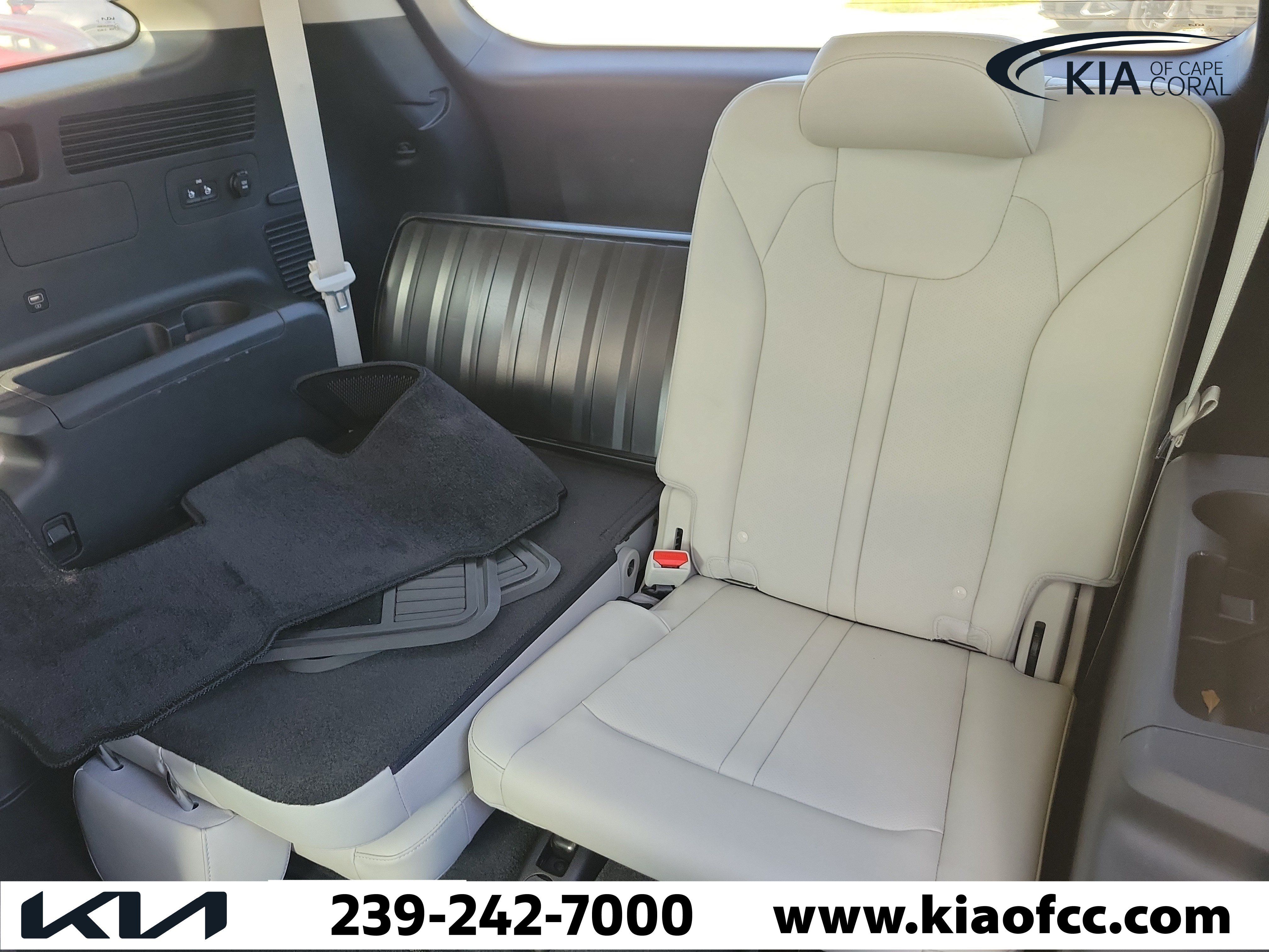 Certified 2023 Kia Sorento SX FWD image 14