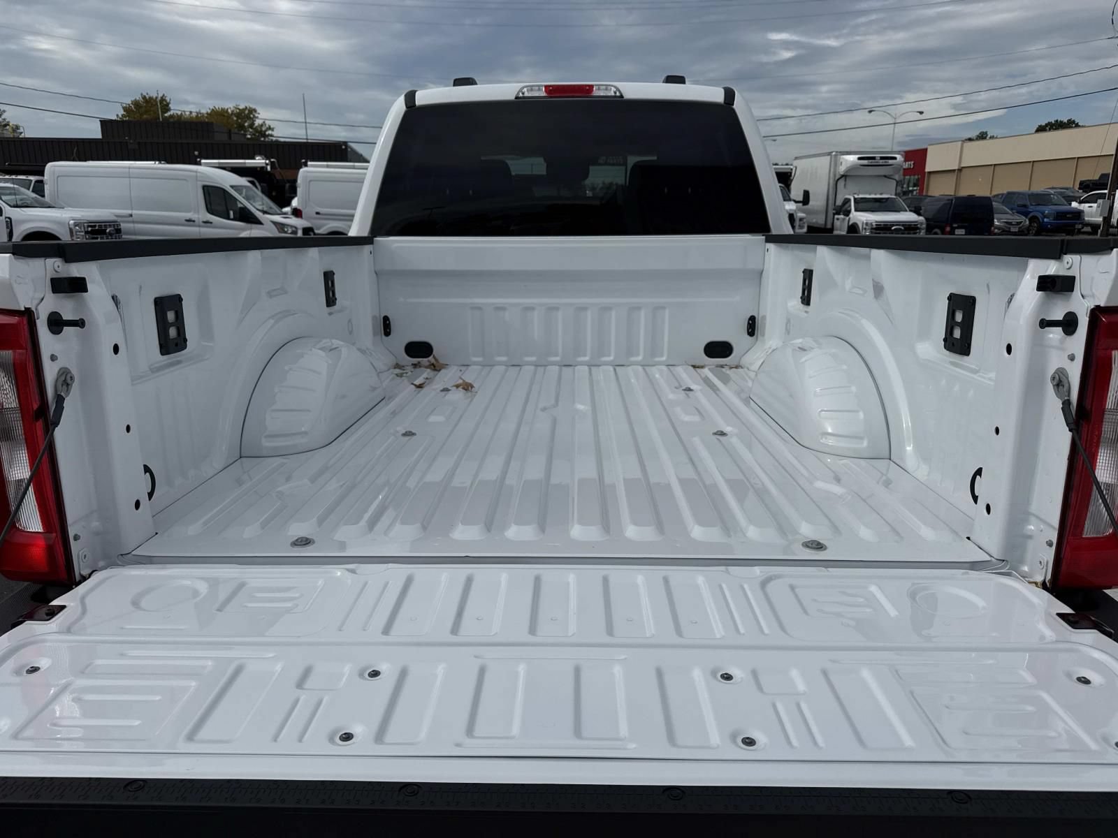 New 2026 Ford F250 XLT w/ FX4 Off-Road Package AWD/4WD image 12