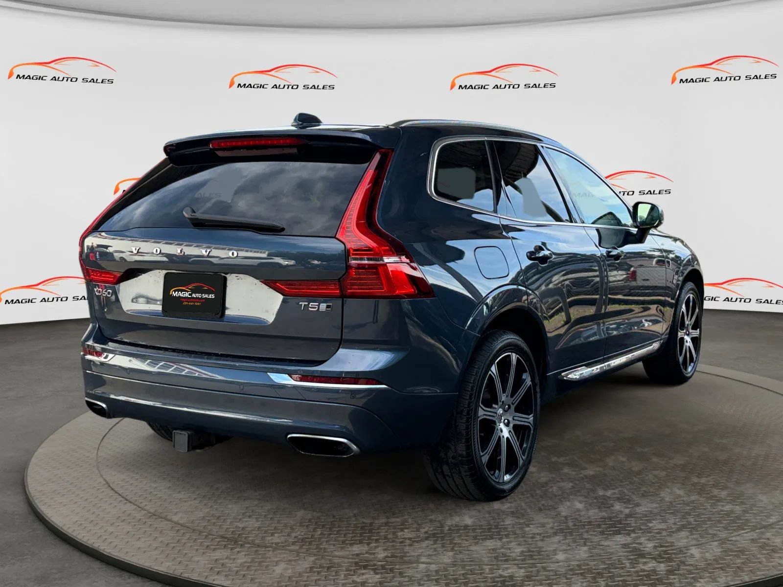 Used 2020 Volvo XC60 T5 Inscription AWD/4WD image 10