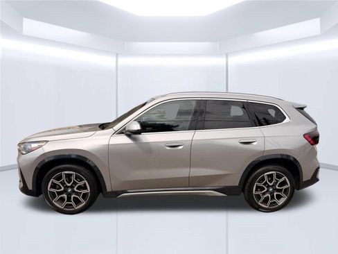 Used 2023 BMW X1 xDrive28i w/ Convenience Package AWD/4WD image 11