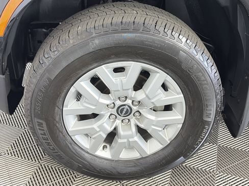 Used 2023 Nissan Frontier SV w/ SV Convenience Package AWD/4WD image 13
