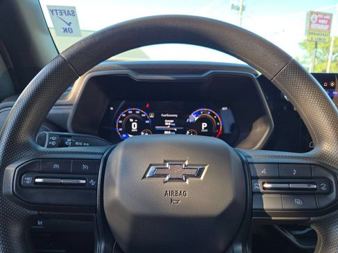 Certified 2024 Chevrolet Colorado Trail Boss w/ Advanced Trailering Package AWD/4WD image 33